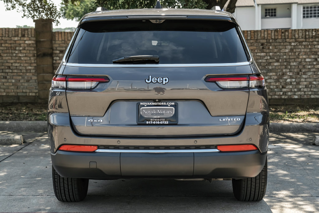 Used 2023 Jeep Grand Cherokee L Limited w/ Luxury Tech Group II AWD/4WD image 18
