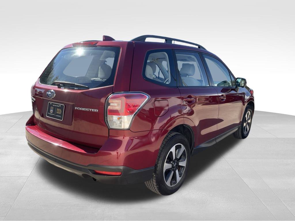 Used 2018 Subaru Forester 2.5i w/ Alloy Wheel Package AWD/4WD image 5