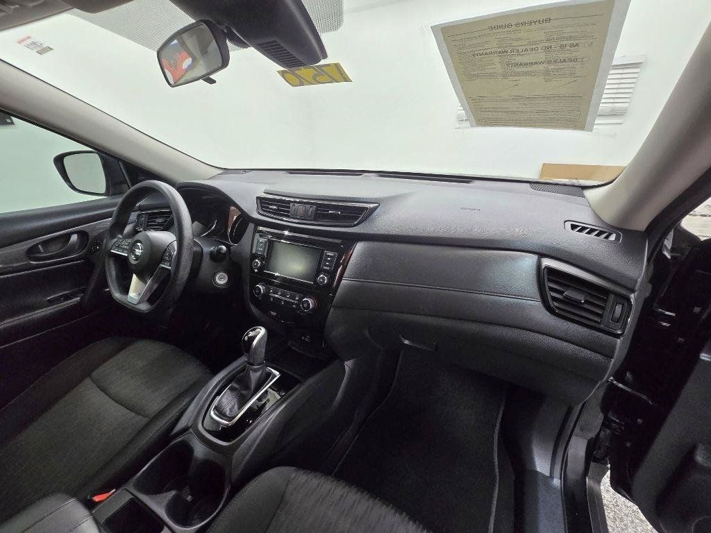 Used 2020 Nissan Rogue S FWD image 23