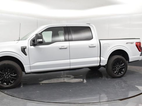 Used 2022 Ford F150 XLT w/ Equipment Group 302A High AWD/4WD image 16