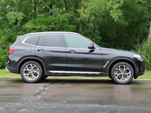 Used 2023 BMW X3 xDrive30i AWD/4WD image 2
