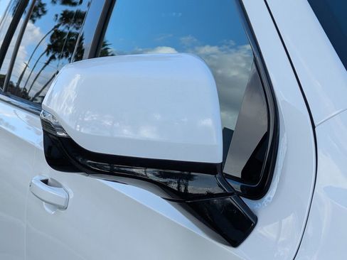 Used 2022 Chevrolet Tahoe RST w/ Sport Performance Package image 12