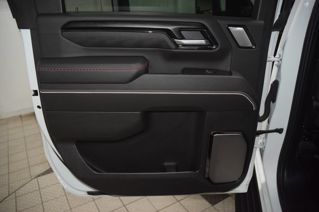 Used 2025 GMC Sierra 2500 AT4X AWD/4WD image 55