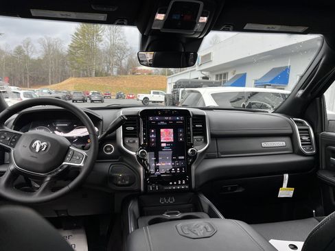 Used 2025 RAM 2500 Laramie image 16