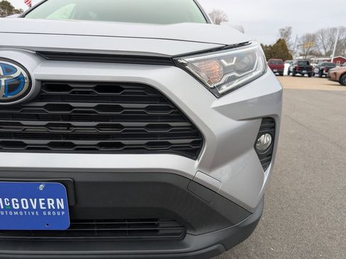 Used 2019 Toyota RAV4 XLE w/ Convenience Package image 10