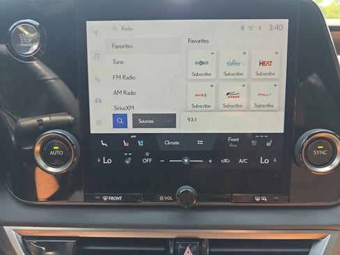 Used 2023 Lexus RX 350 Premium w/ Accessory Package (Z1) FWD image 24