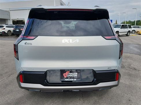 New 2026 Kia EV9 GT-Line image 4