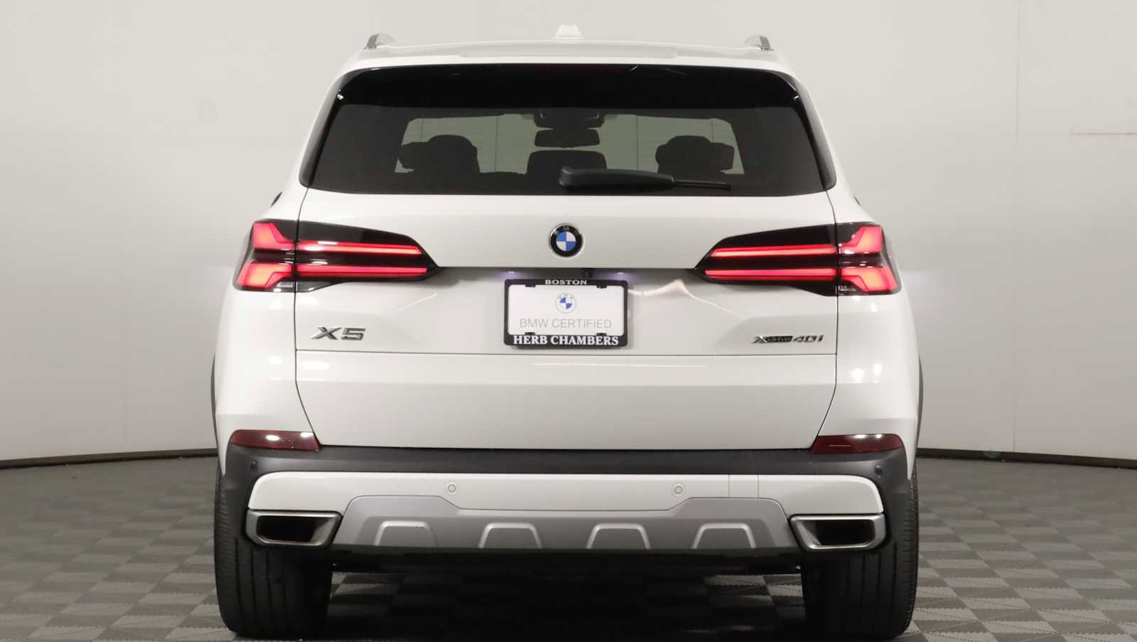 Used 2024 BMW X5 xDrive40i AWD/4WD image 5