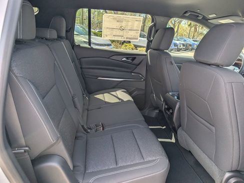 New 2026 Chevrolet Traverse LT image 18