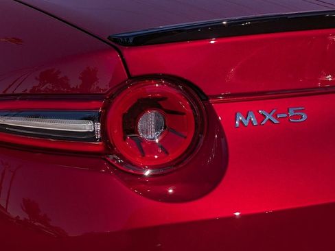 New 2025 MAZDA MX-5 Miata Grand Touring w/ Appearance Package image 13