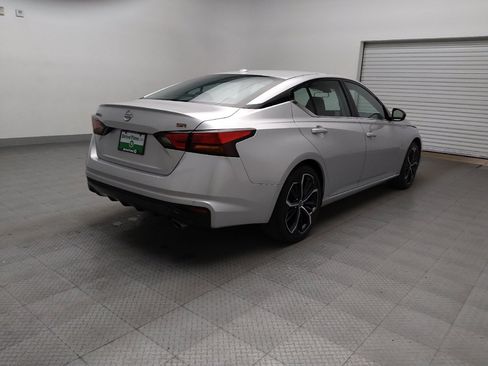 Used 2024 Nissan Altima 2.5 SR image 9