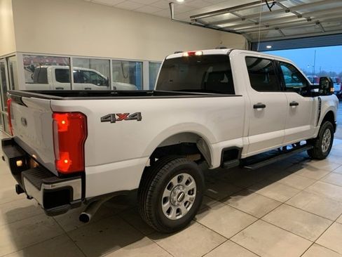 Used 2024 Ford F250 XLT image 5