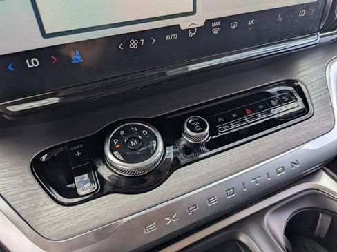 New 2026 Ford Expedition Platinum w/ Driver's Package AWD/4WD image 27