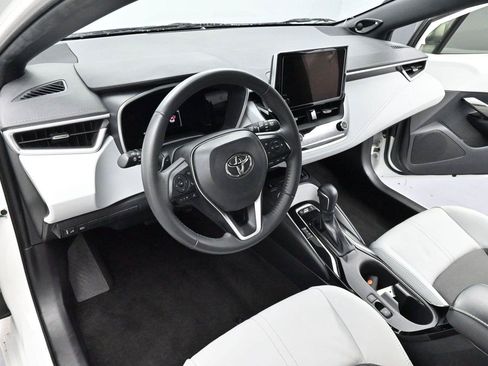 Used 2024 Toyota Corolla XSE FWD image 15