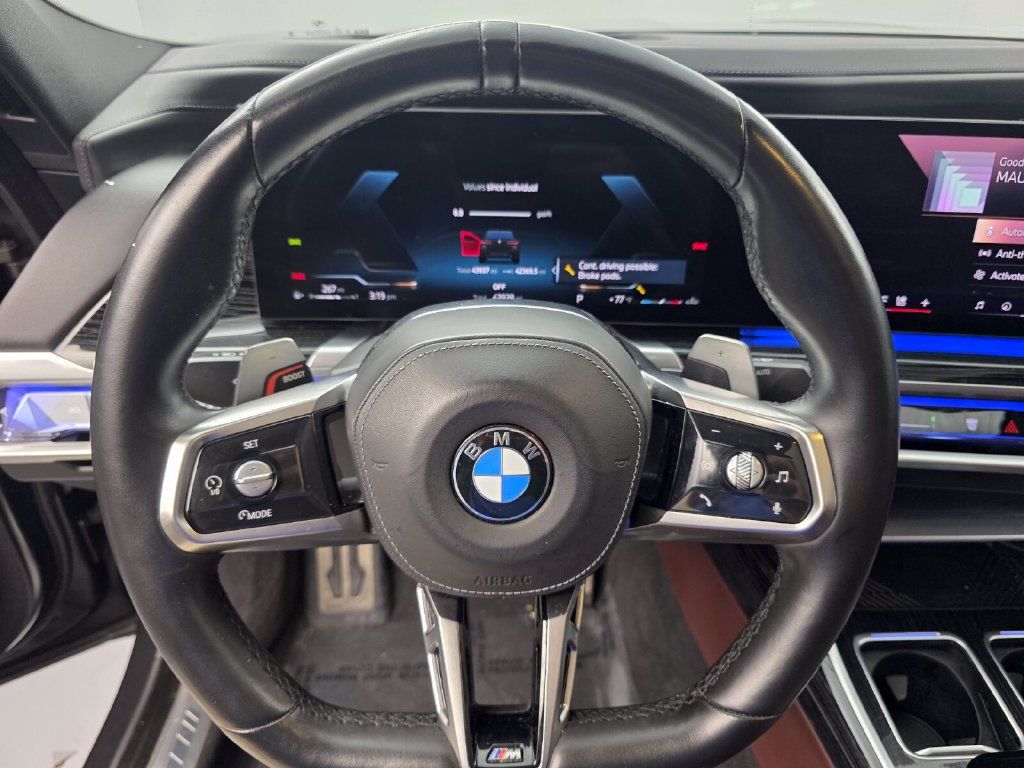 Certified 2023 BMW 740i w/ Executive Package RWD image 18