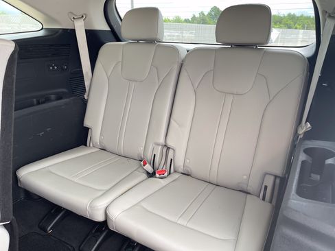 Used 2023 Kia Sorento S w/ Panoramic Sunroof Package AWD/4WD image 39