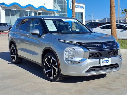 Used 2024 Mitsubishi Outlander SE