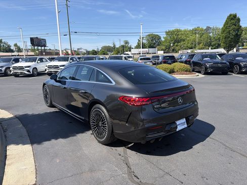 Used 2022 Mercedes-Benz EQS 450+ Sedan image 8