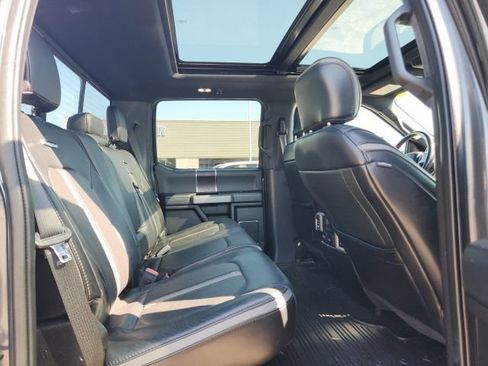 Used 2019 Ford F250 Platinum w/ Platinum Ultimate Package AWD/4WD image 18