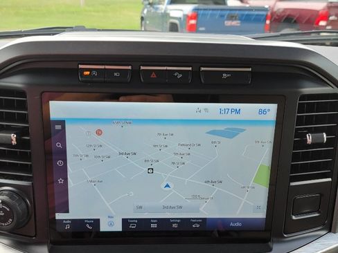 Used 2021 Ford F150 Lariat w/ Equipment Group 502A High image 26