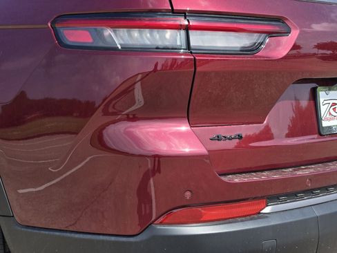 New 2026 Jeep Grand Cherokee L 4WD image 14
