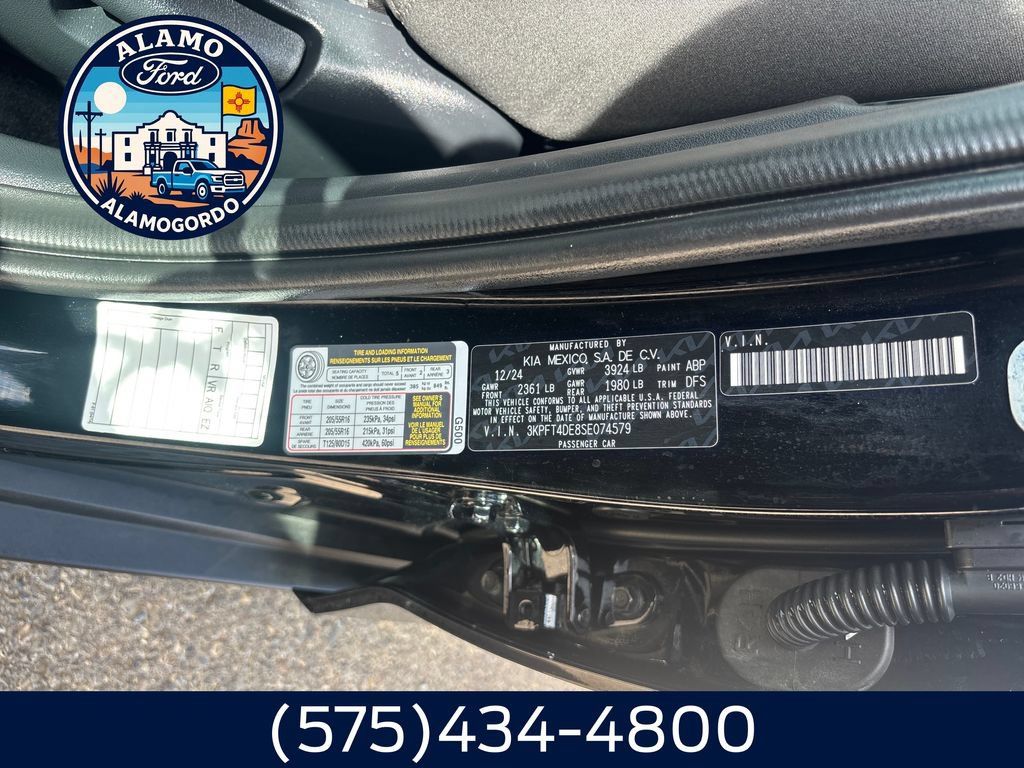 Used 2025 Kia K4 FWD image 23