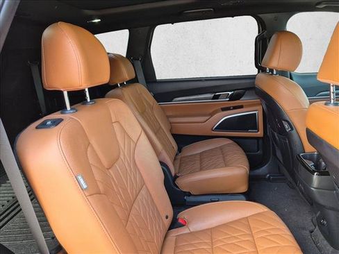 Used 2024 Kia Telluride SX X-Line AWD/4WD image 12