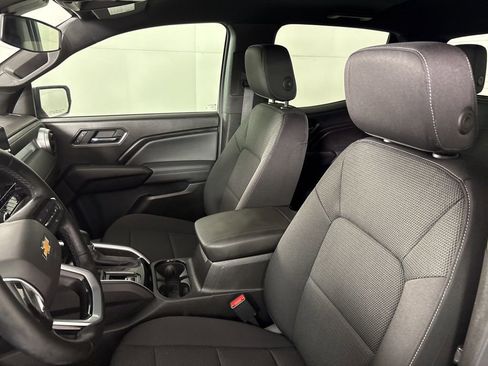 Used 2024 Chevrolet Colorado LT w/ LT Convenience Package image 28