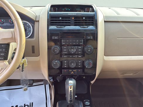 Used 2012 Ford Escape Limited FWD image 29