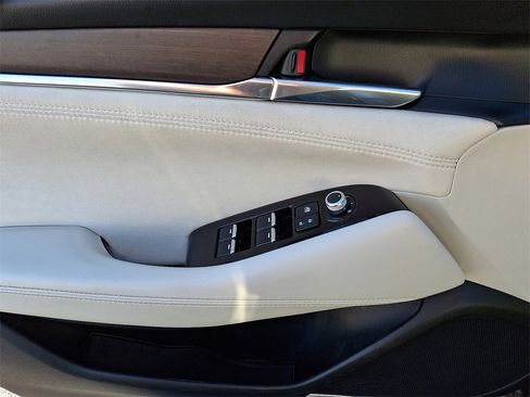 Used 2018 MAZDA MAZDA6 Signature image 14