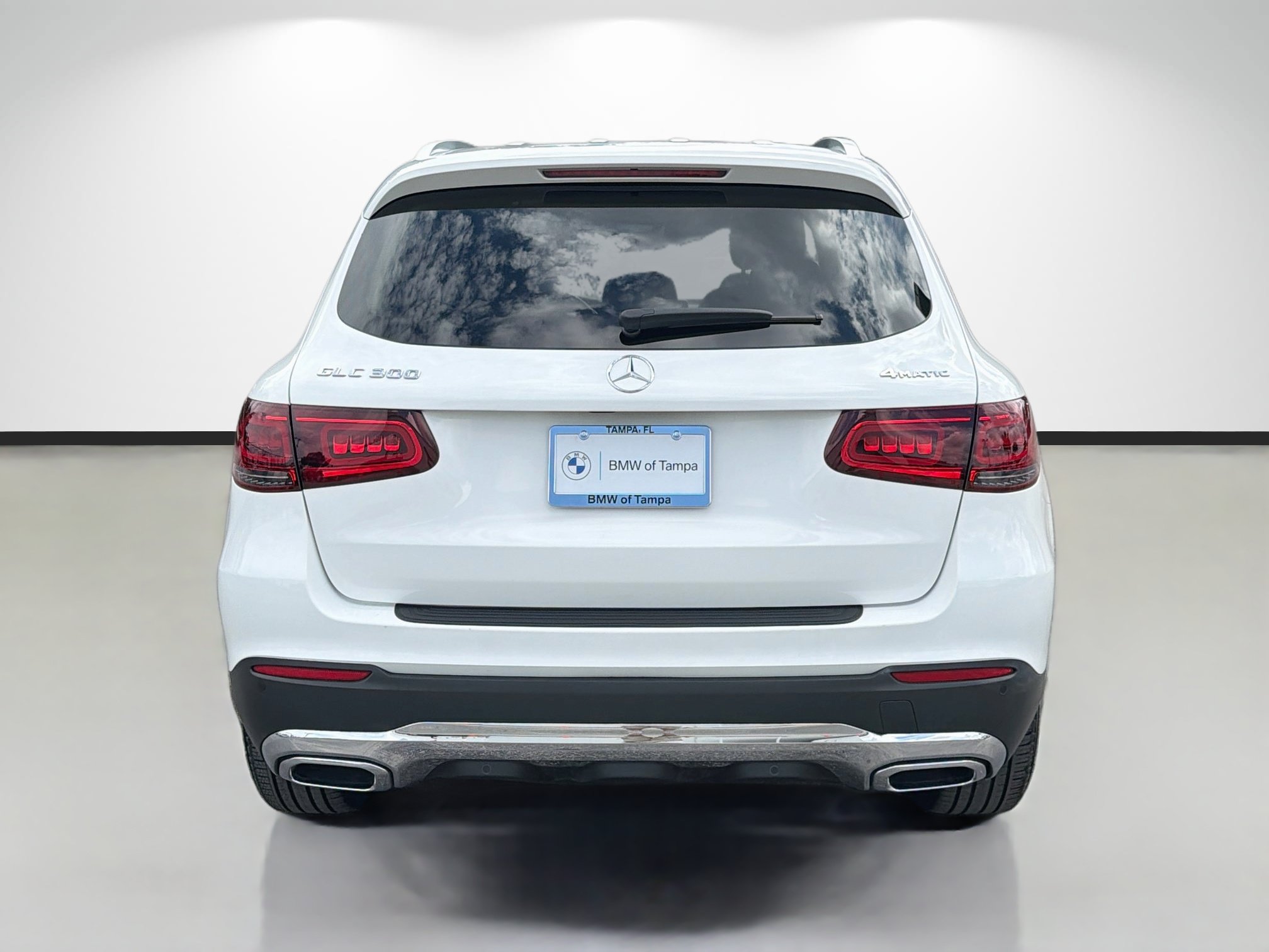 Used 2022 Mercedes-Benz GLC 300 4MATIC image 4