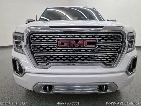 Used 2019 GMC Sierra 1500 Denali w/ Denali Ultimate Package AWD/4WD image 8
