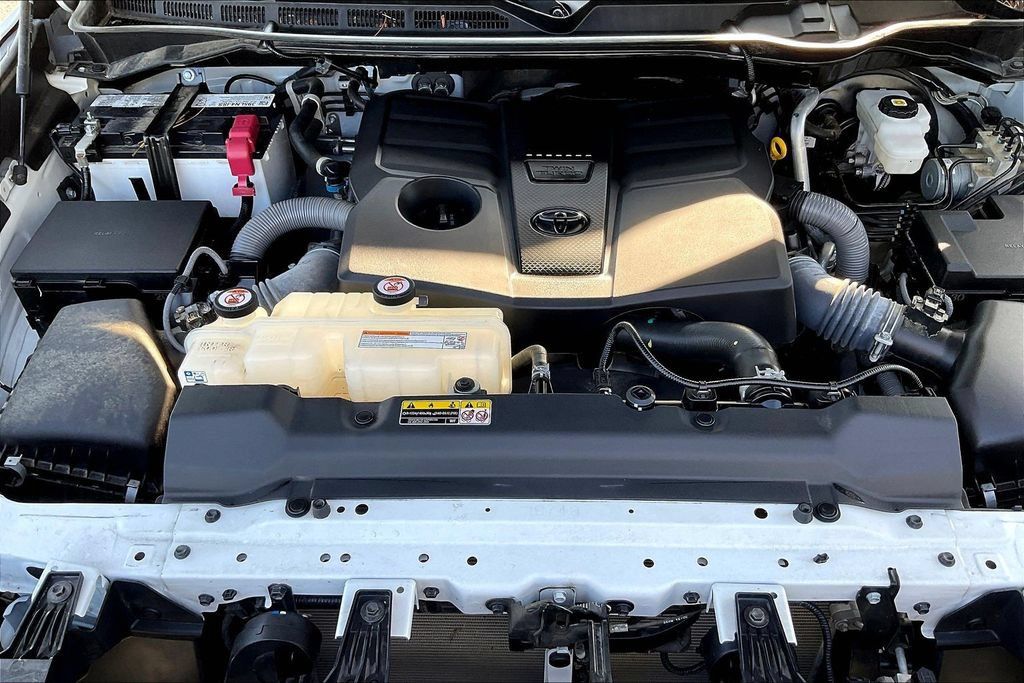 Used 2023 Toyota Tundra SR5 w/ SR5 Convenience Package RWD image 29