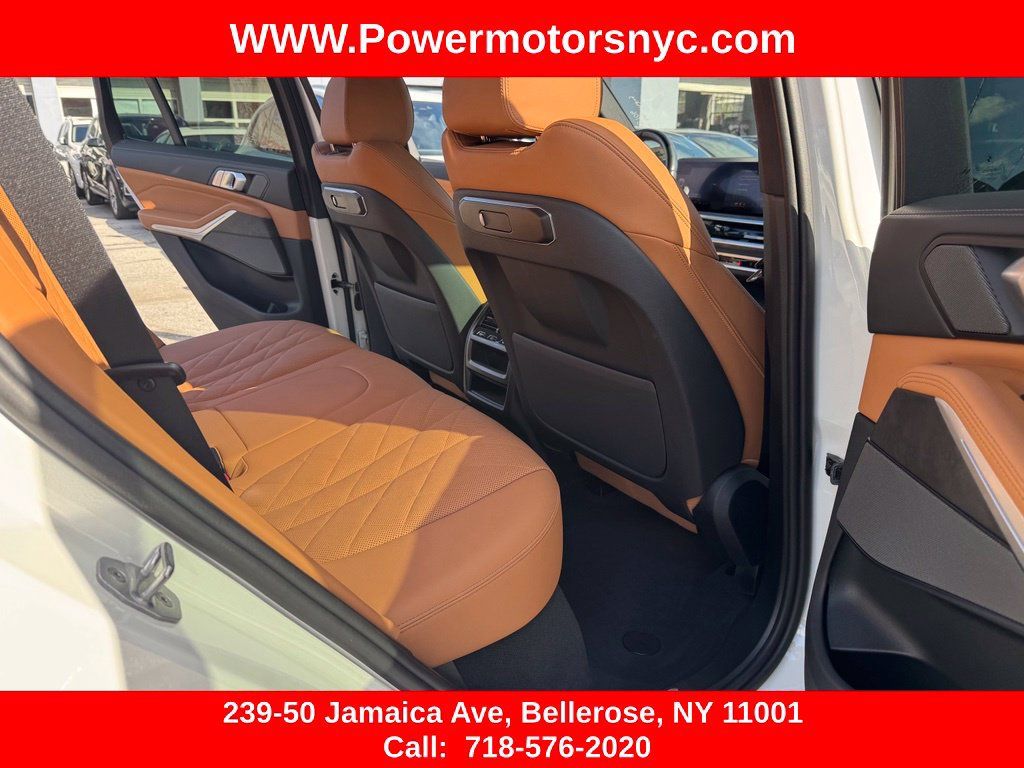 Used 2024 BMW X5 xDrive40i w/ M Sport Package AWD/4WD image 18