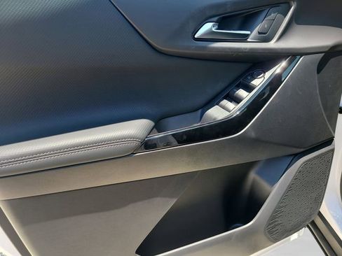 New 2026 Chevrolet Equinox LT w/ Safety and Technology Package FWD image 13