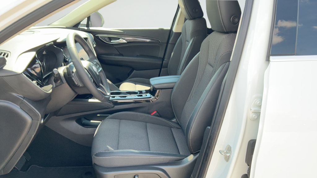Used 2022 Buick Envision Preferred FWD image 17