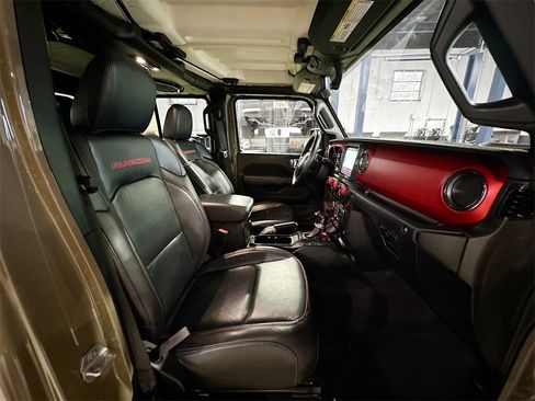 Used 2020 Jeep Gladiator Rubicon image 28