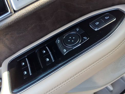Used 2023 Lincoln Navigator Reserve AWD/4WD image 15