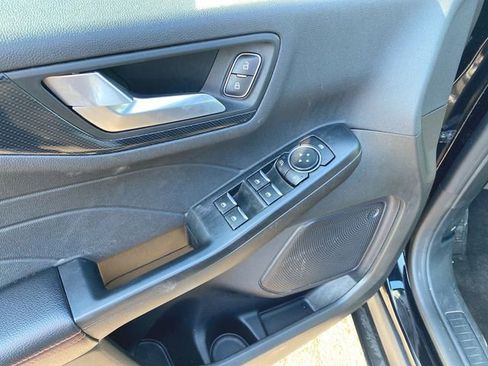 Used 2024 Ford Escape ST-Line image 22