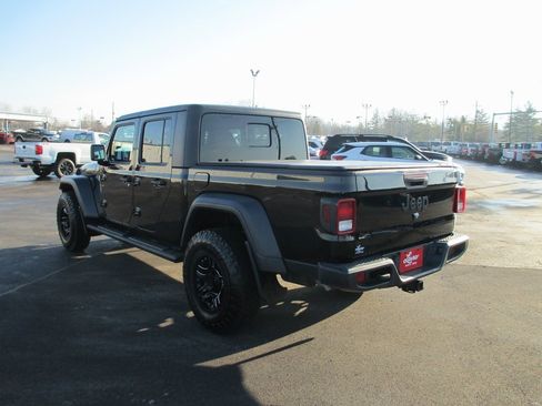 Used 2020 Jeep Gladiator Sport w/ Quick Order Package 24S image 8