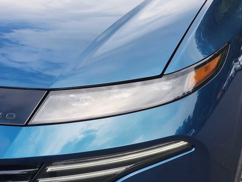 New 2025 Nissan Murano SL image 9