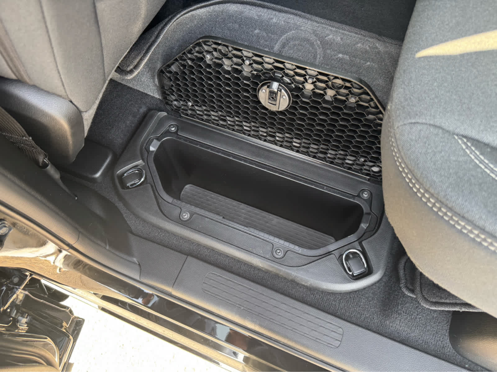 Used 2025 RAM 1500 Big Horn AWD/4WD image 16