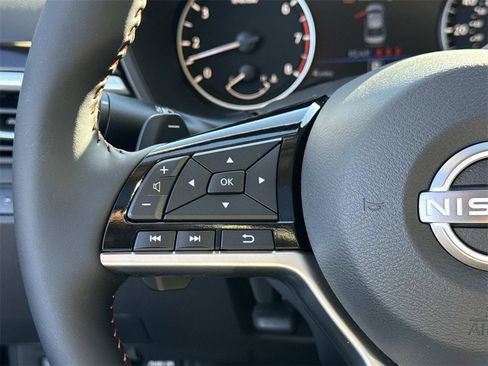 New 2025 Nissan Altima 2.5 SR w/ SR Premium Package image 8