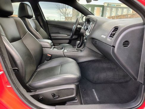 Used 2014 Dodge Charger R/T image 16