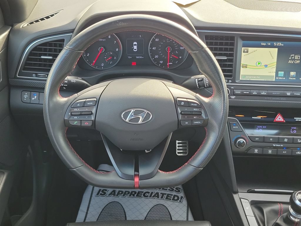 Used 2017 Hyundai Elantra Sport w/ Sport Premium Package 06 FWD image 33