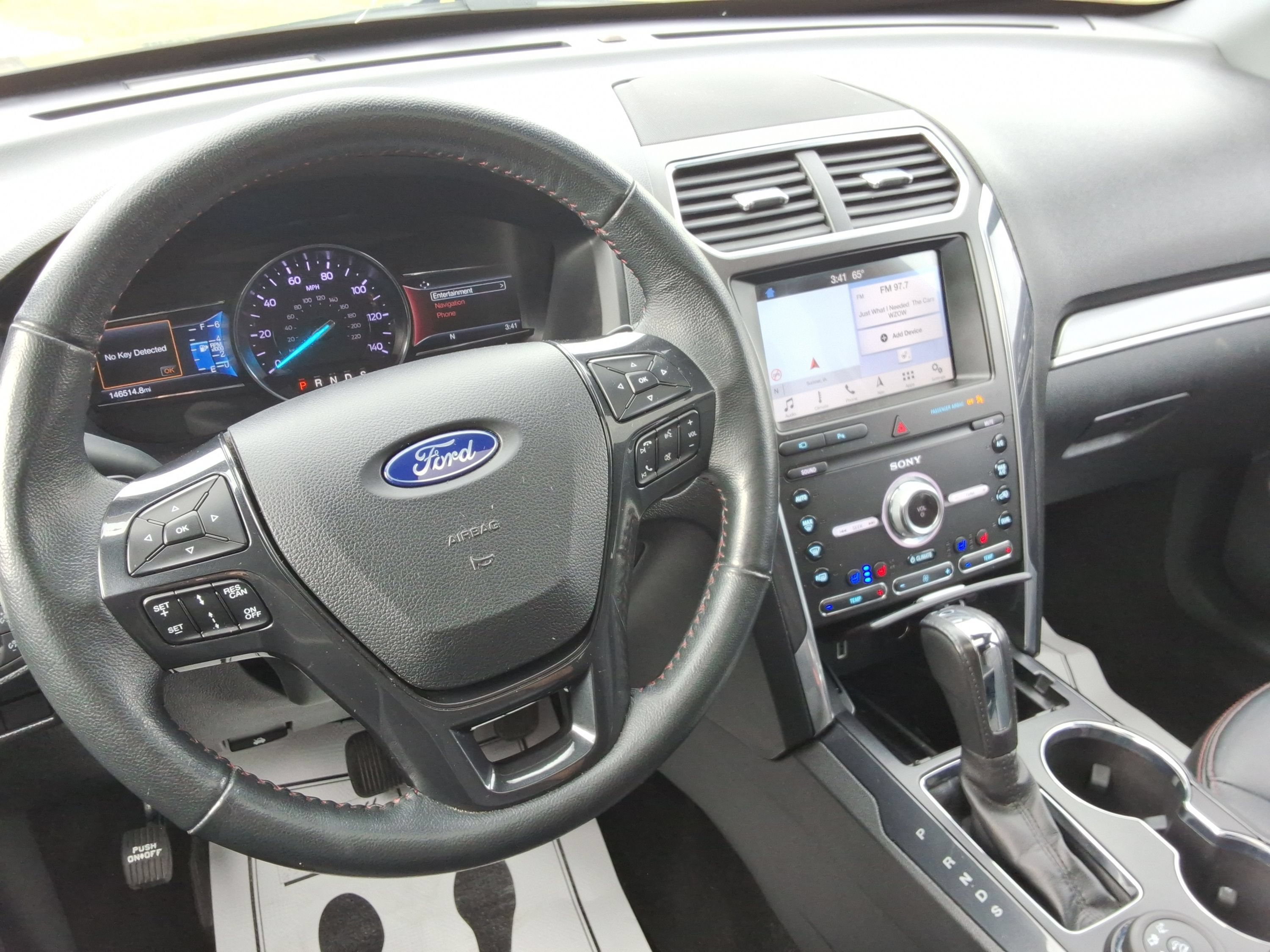 Used 2019 Ford Explorer Sport w/ Equipment Group 401A AWD/4WD image 12