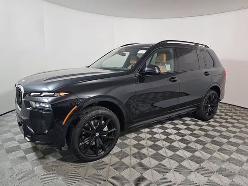 Used 2025 BMW X7 xDrive40i w/ M Sport Package AWD/4WD image 12