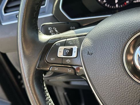 Used 2019 Volkswagen Tiguan SEL image 24