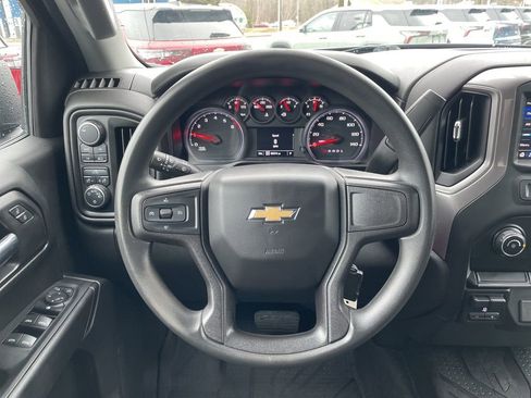 Used 2020 Chevrolet Silverado 1500 Custom w/ Custom Value Package image 13
