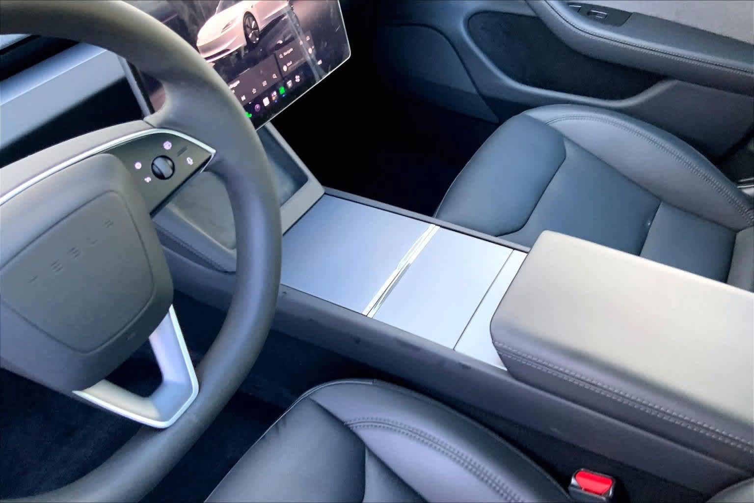 Used 2024 Tesla Model 3 Standard Range RWD image 16